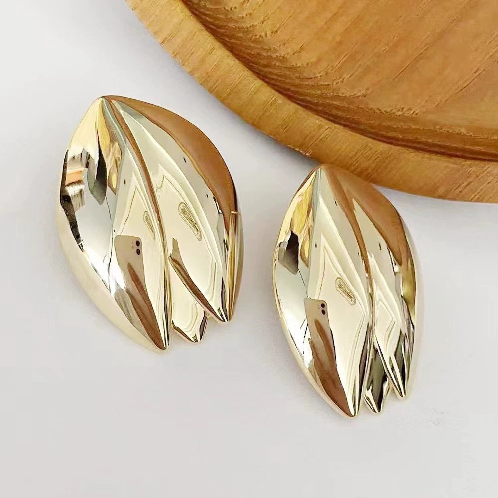Chic Retro French-Early Tulip Motif Piercing Accessory for Ladies