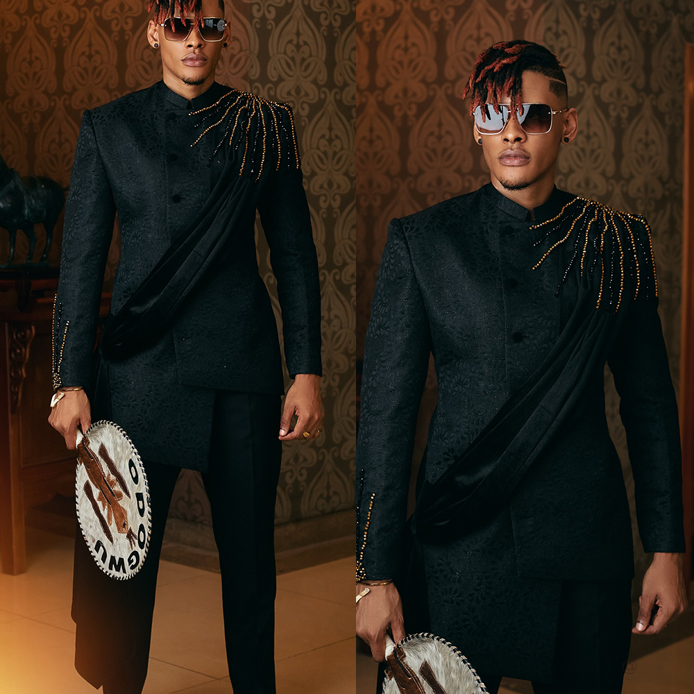Unique Men Suits Jacquard Blazer 2 Pieces Tailor-Made Rhinestone Beaded Jacket Single Breasted Groom Customized Coat Pants Plus Size