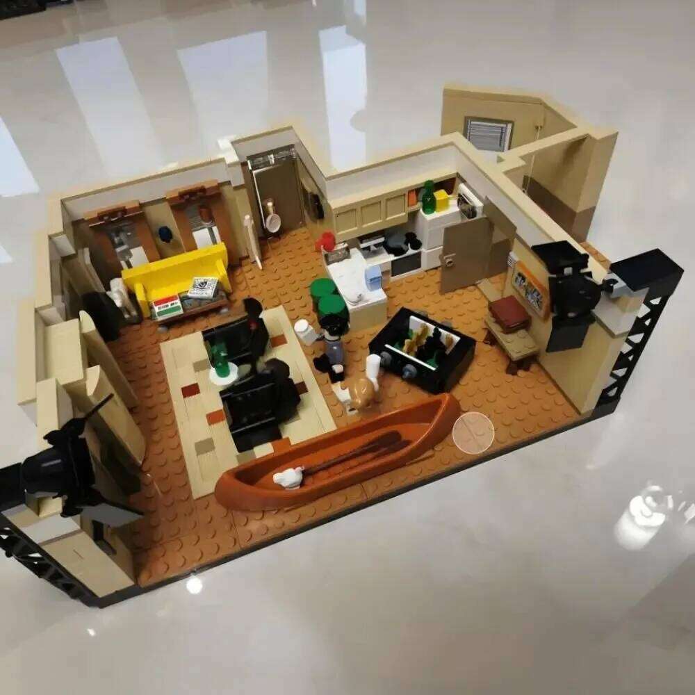 2048PCS Creative The Friends Monica and Rachel Apartments Building Blocks Home Architecture Assemble Bricks Toy Gift For Adult Z260305