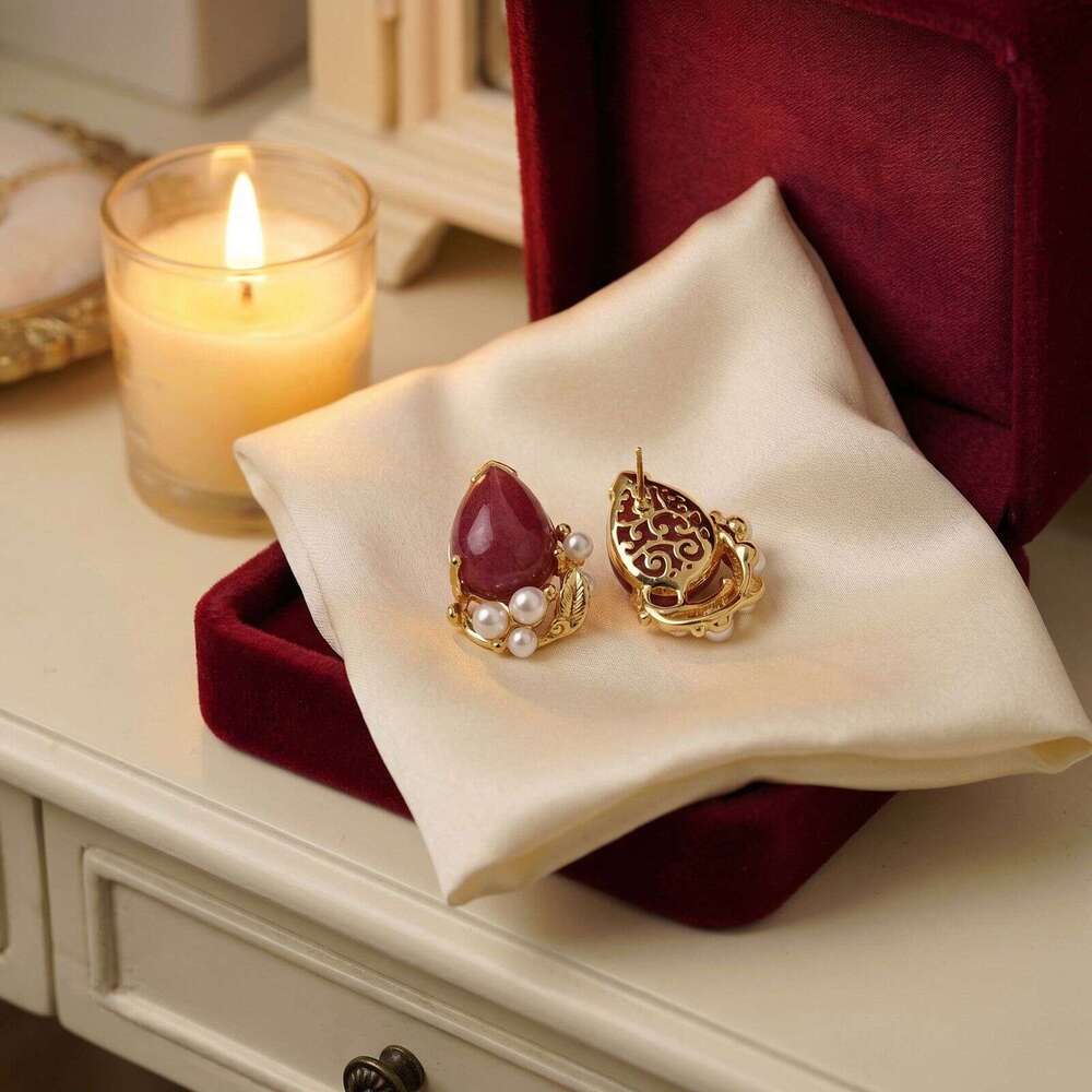 Vintage Purple Natural Stone Retro Women's Earrings Exquisite And Elegant Palace-Style Ear Accessories High-Quality