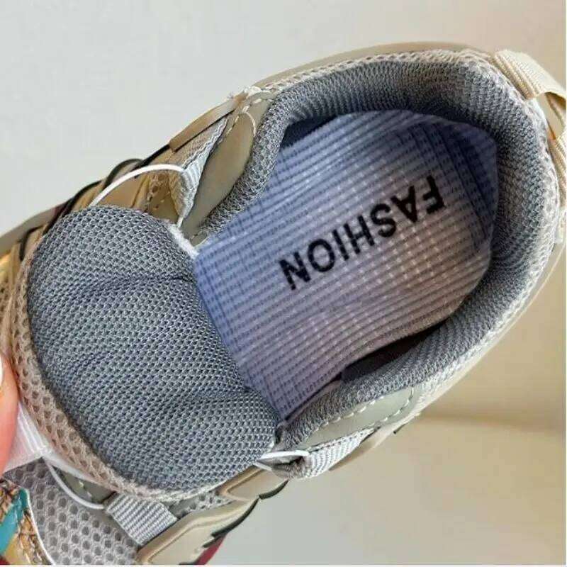 Children's Sports 2026 Autumn New Rotating Buckle Boys' Outdoor Mountaineering Shoes Girls' Soft Sole Fashion Casu 26Y0304