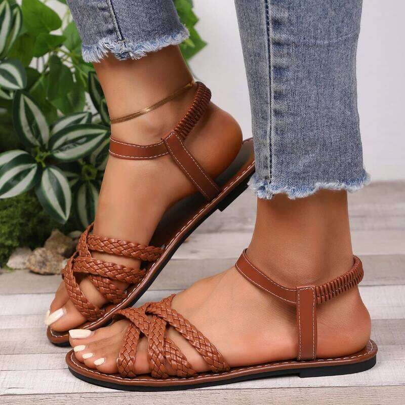 2025 Summer Women's New Fashionable and Comfortable Flat Shoes with Elastic Band Design Anti slip Simple Sandals