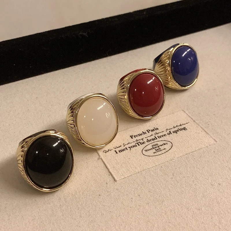 Vintage Geometric Metal Oval Natural Stone Rings For Women European American Personality Party Jewelry Finger Accessory 260302