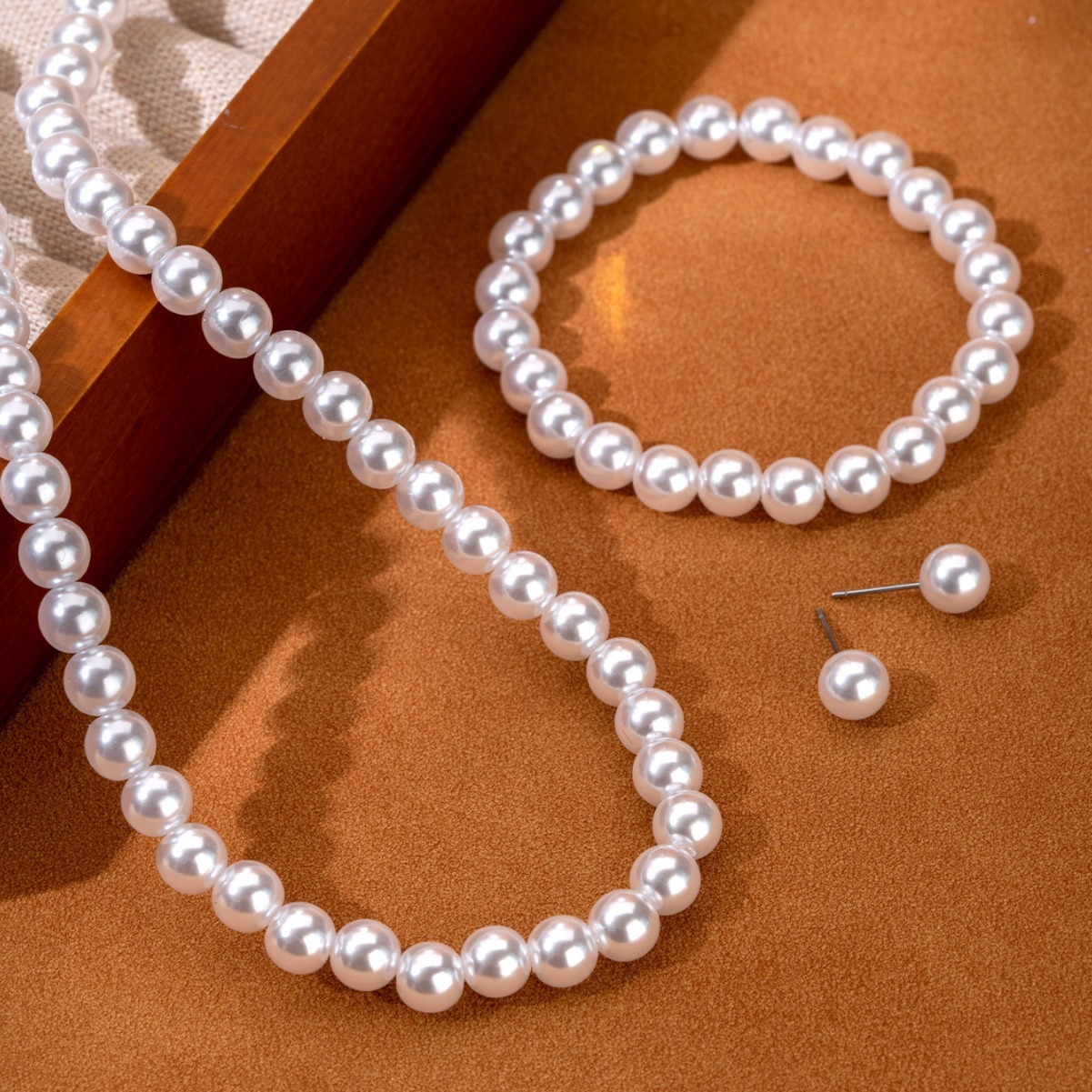French Style Elegant Socialite Versatile Pure White Imitation Pearl Necklace Bracelet Earrings Three-Piece Set Exquisite Set