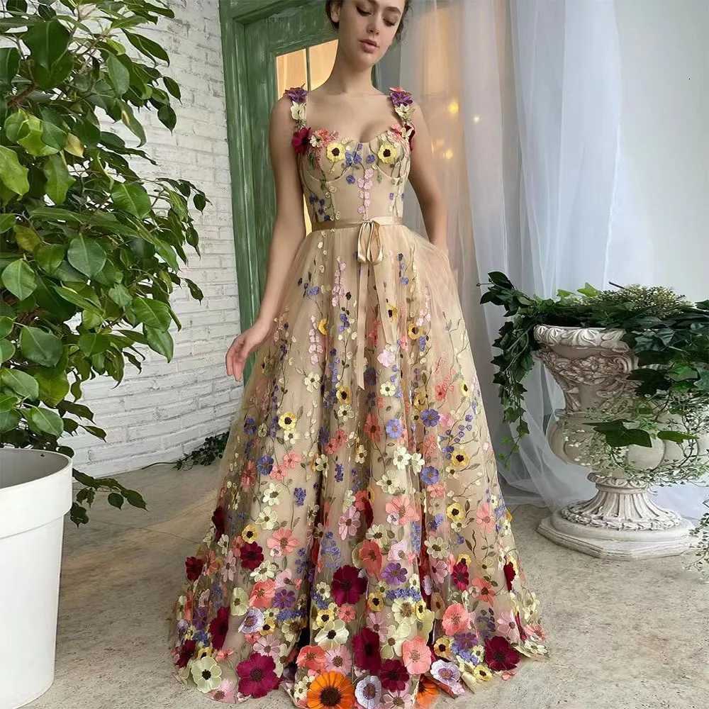 Womens Three-dimensional Flowers Fashionable Embroidery Flower Wrap Buttocks Sexy Dress Elegant Temperament Mesh Lace X260306