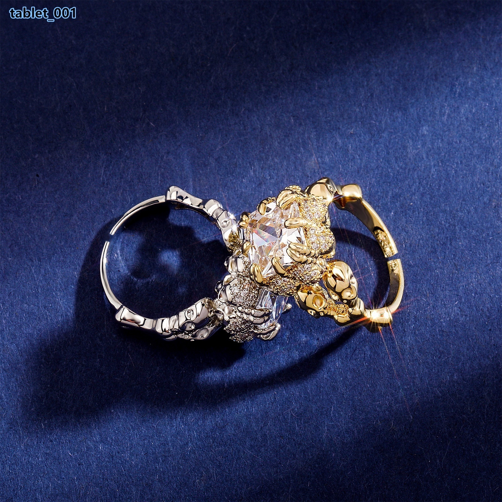 Wholesale High Quality Iced Zircon Brass Gold Plated Lab Created Daily Dragon Claw Shiny Open Hip Hop Diamond Skull Finger Ring