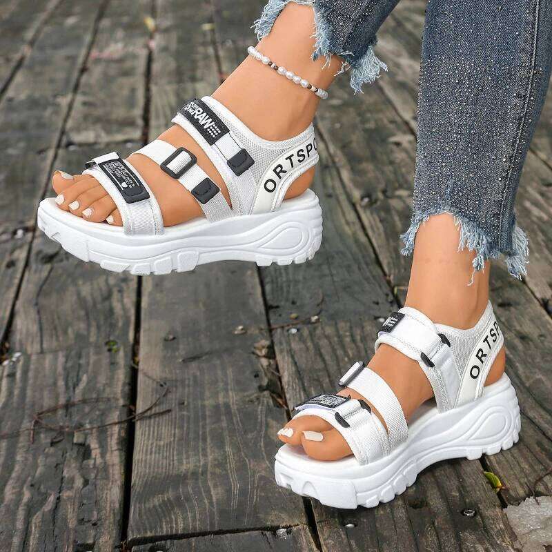 2026 Summer New Women's Fashion Design Thick Bottom Casual Fashionable Hot Selling Comfortable Plus Size Sandals