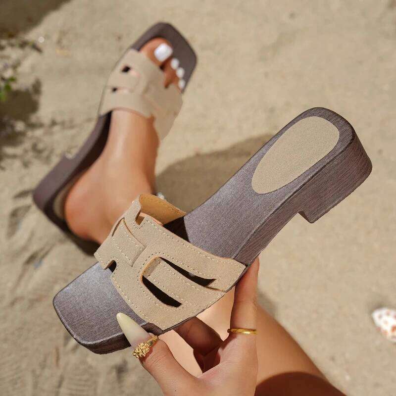 2026 Fashion Sandals New Square Head Slippers Lightweight Comfortable Anti-slip Designer Shoes Women Summer Slides