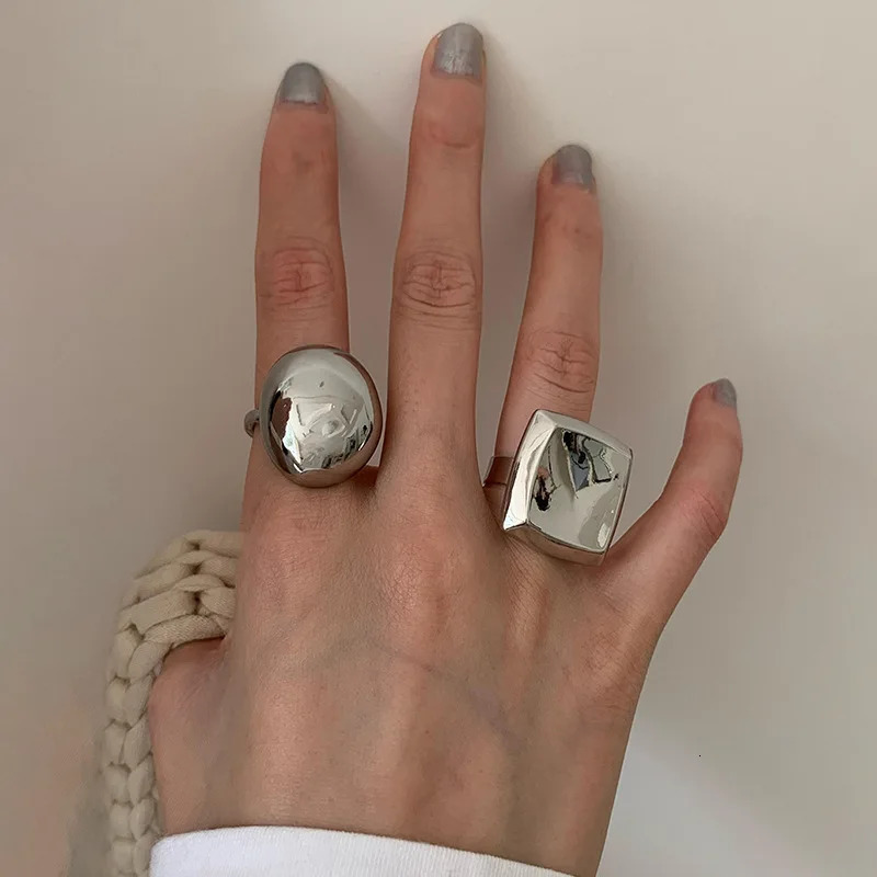 Vintage Brushed Metal Square Geometric Chunky Open Ring for Women Girls European American Personality Fashion Jewelry Gifts 260302