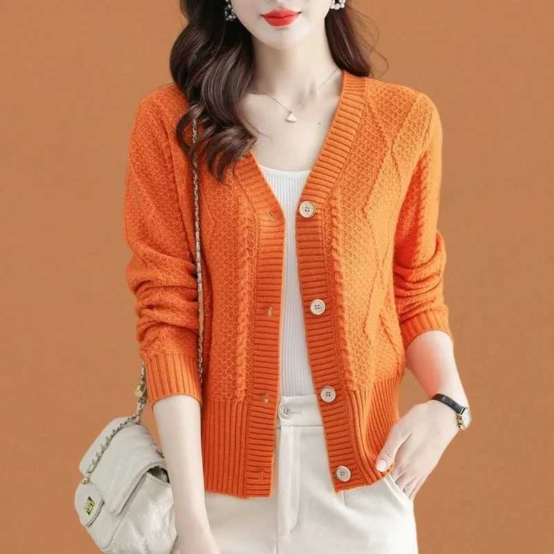 Spring Women Xiaoxiangfeng Knitting Cardigan Sweater Coat Female Short V-neck Knitwear Jacket Korean Lady Versatile Knit Outcoat M260306
