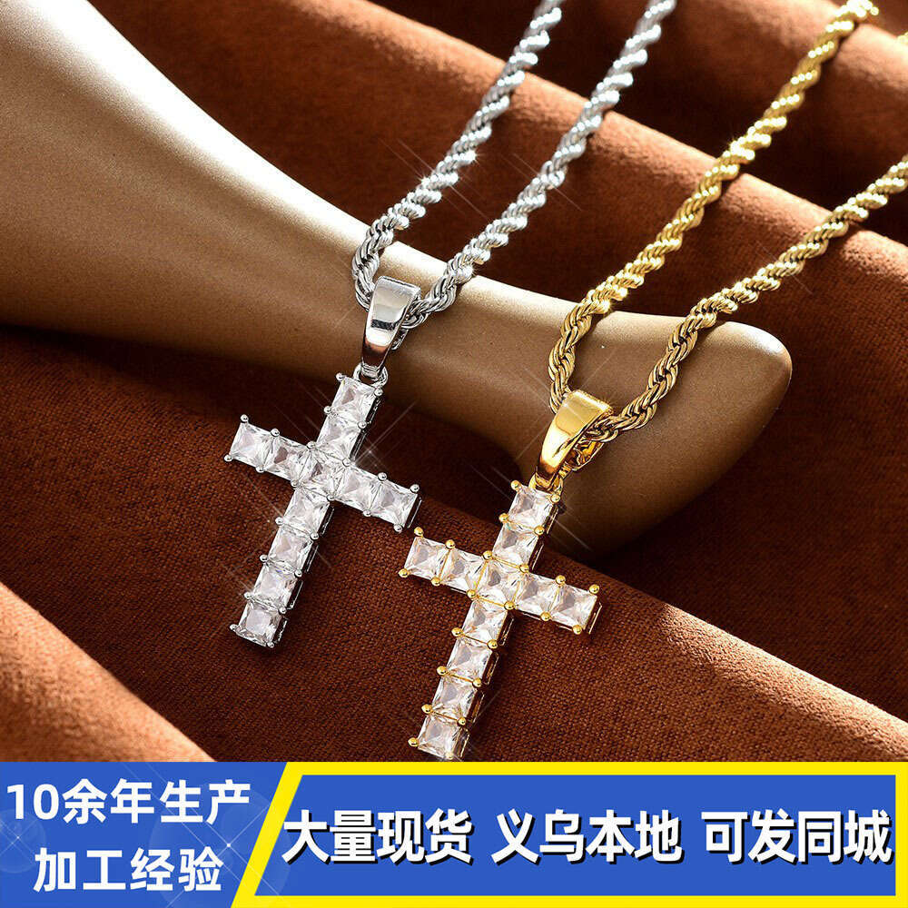 Hot-Selling High-Quality Luxury Cubic Zirconia Necklace Copper Inlaid Zircon Cross Pendant Cross-Border Exclusive