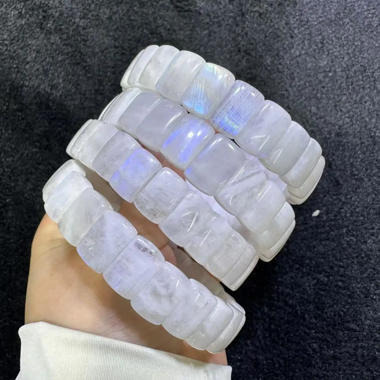 AAAA Good Quality Blue Rainbow Moonstone Bracelet Natural Stone Jewelry Bangle for Woman for Gift Wholesale about812mm 260302