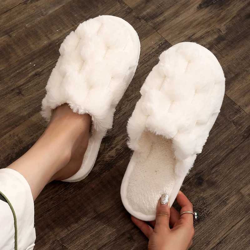 White Fluffy Indoor Home Slippers Women Comfortable Warm Plush Flats Slides Woman Soft Sole Non Slip Bedroom Floor Slippers S260305