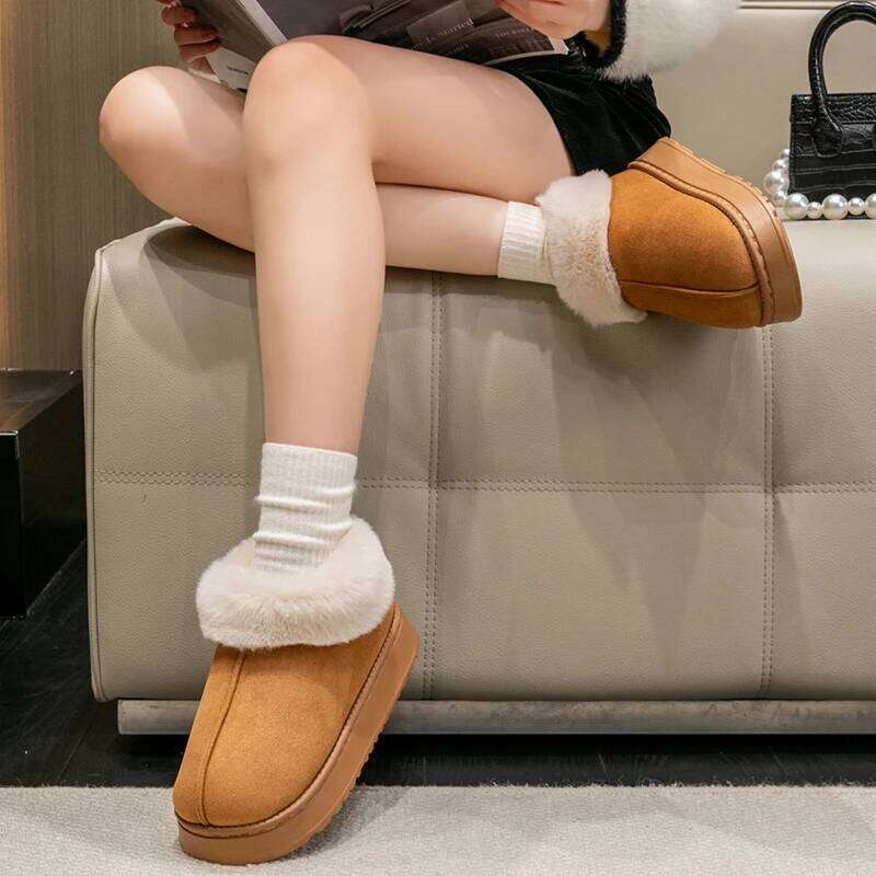 2024 High Quality of Women's Fashion Snow Boots Fluffy Plush Faux Fur Soft Slippers Winter Indoor Comfortable Home men's Shoes
