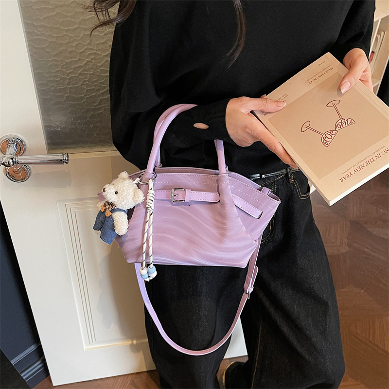 High end niche women's bag new spring multifunctional casual crossbody bag women's commuting handbag bucket bag designer bag