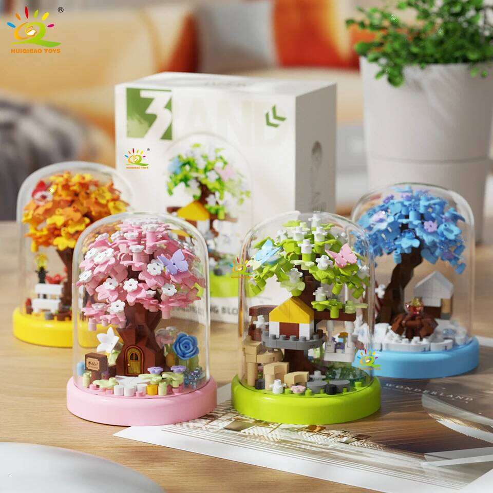 HUIQIBAO MOC Four season Mini Tree House with Display Box Model Micro Building Block Diamond Brick Toy for Children Desk Decor. Z260306