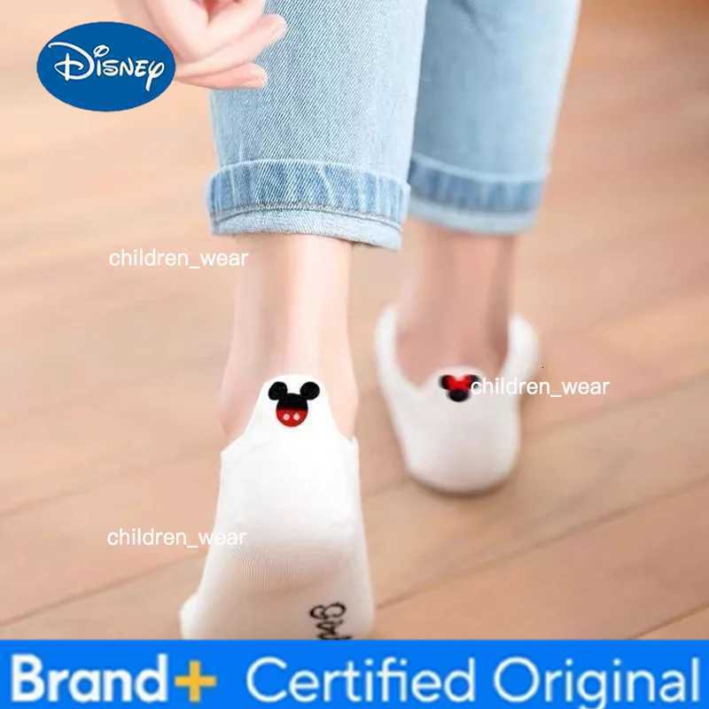 Disney 4 Pairs Cartoon Women Socks Low Tube Boat Socks Cartoons Embroidery Mouse Funny Ankle Socks Cotton Low Cut Kawii Socks H2603061