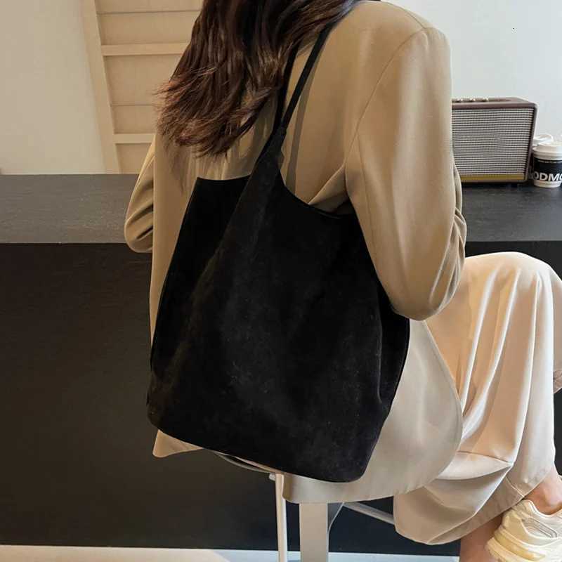 Suede Tote Bag For Women Textured Solid Casual Commuting Shoulder Bags Autumn Winter Large Capacity Shopping Handbags H260306