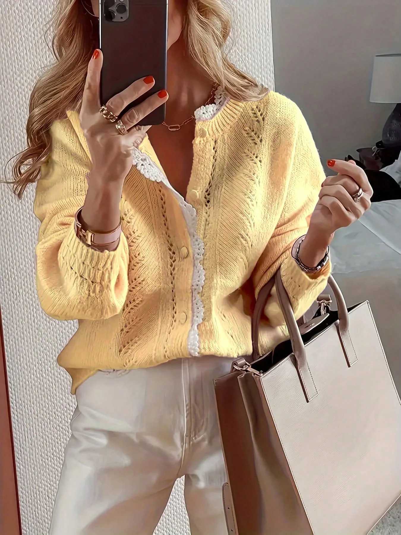 Autumn and winter fashion elegant long sleeved lace patchwork cardigan knitted sweater M260306