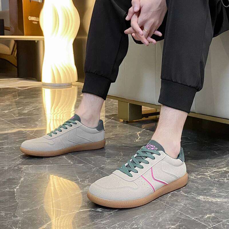 2026 Spring and Autumn New Women's Casual Sports Fashion Color blocked Lace up Running Outdoor Flat Shoes