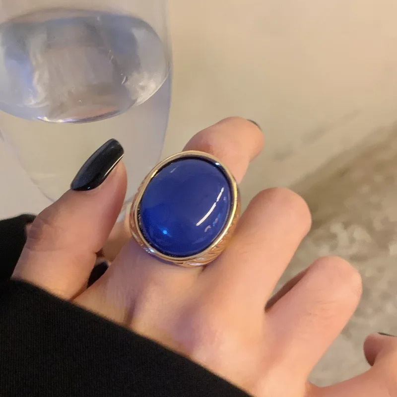 Vintage Geometric Metal Oval Natural Stone Rings For Women European American Personality Party Jewelry Finger Accessory 260302