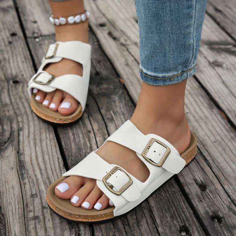 2026 New Summer Fashion Buckle Breathable Slippers Outdoor Casual Flip Flops Designer Women Shoes