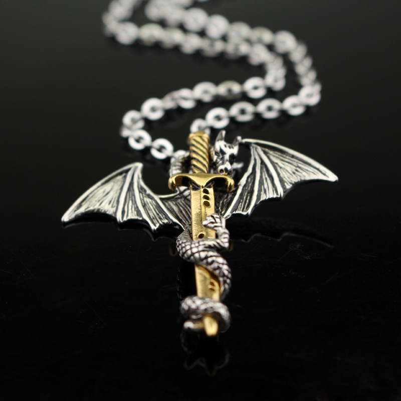 Necklace European and American Fashion Retro Pterosaur Necklace Wrapped Metal Personality Necklace Punk Rock Style Dragon Sword Sweater Chain Necklace