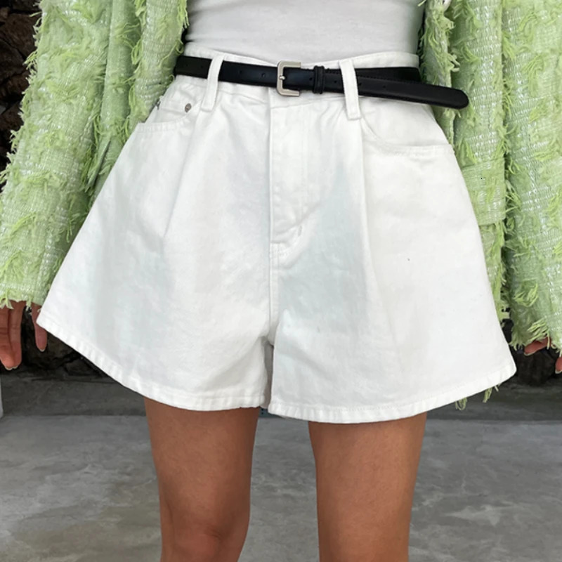 REALEFT Summer Washed High Waist Womens A-line Denim Shorts Pocket White Casual Loose Wide Leg Jeans Shorts Female 260306