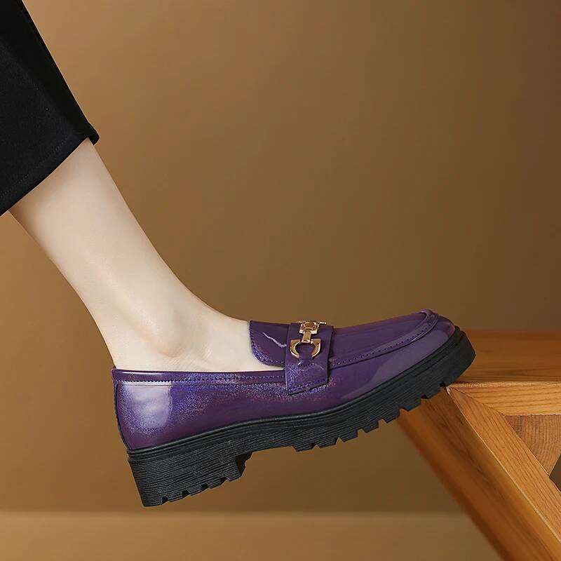 2025 New Spring Female Shoes Women Fashion Mary Janes Round Toe Chain Buckle Flats Platform Casual Loafers Metal Ladies Heels