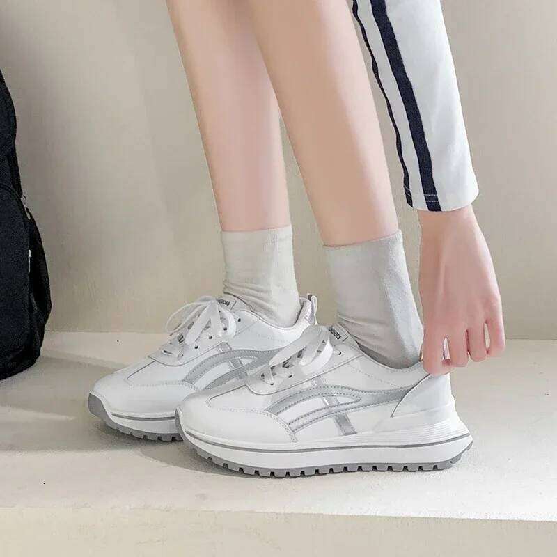 Women's lace-up breathable sports 2025 thick-soled leather stitching casual outdoor running vulcanized shoes
