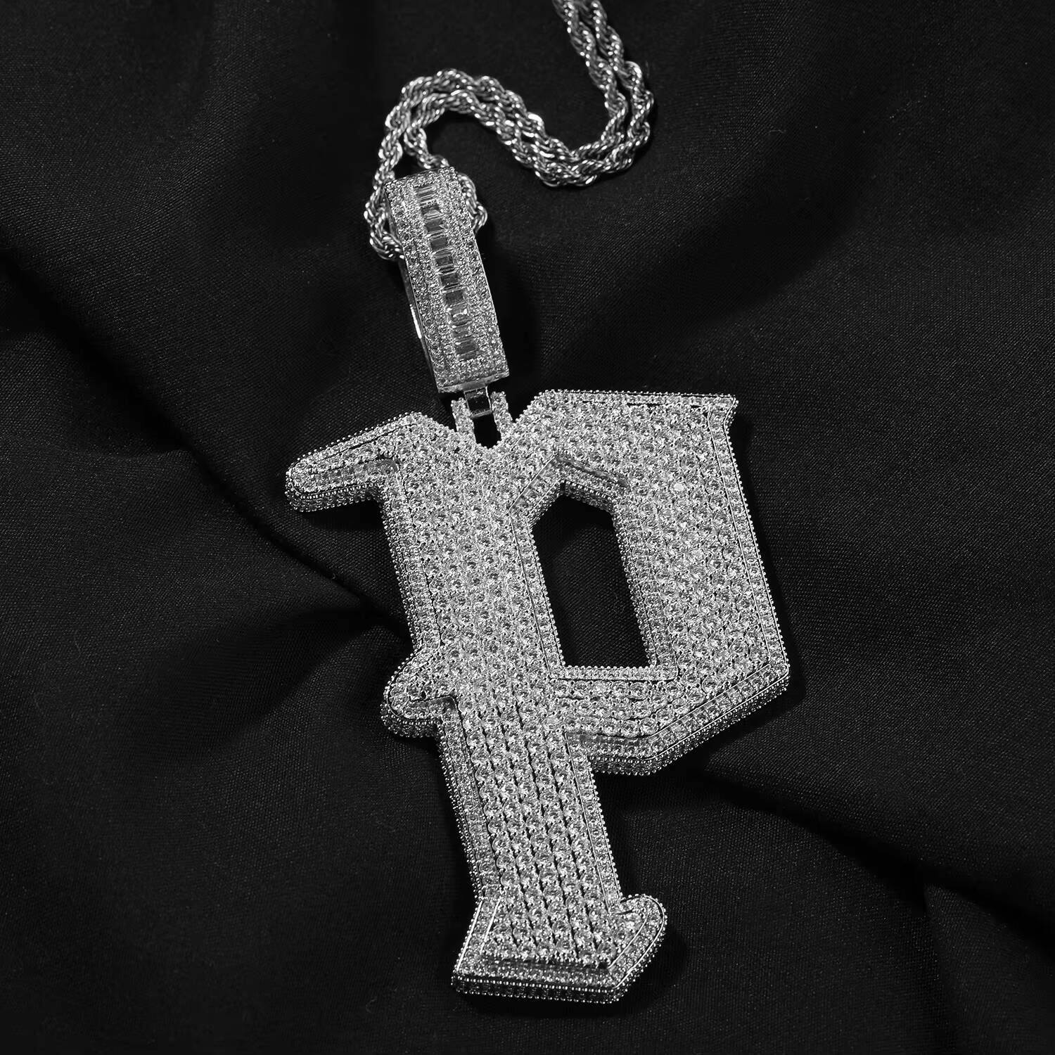 Stylish Initial Pendant Iced Out Baguette Hoop Letter P Necklace HipHop Bold Trendy Style Women Man Rapper Ready to Ship Jewelry