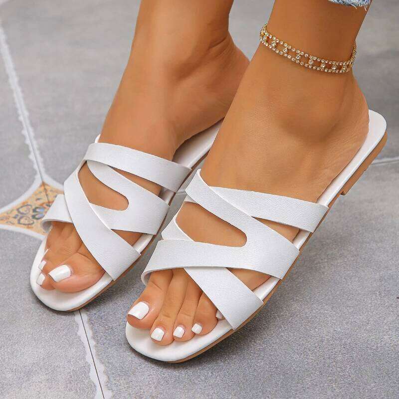2025 Summer New Cross Lace Design Soft Bottom Anti slip Wear resistant Flat Shoes Fashion Sandals