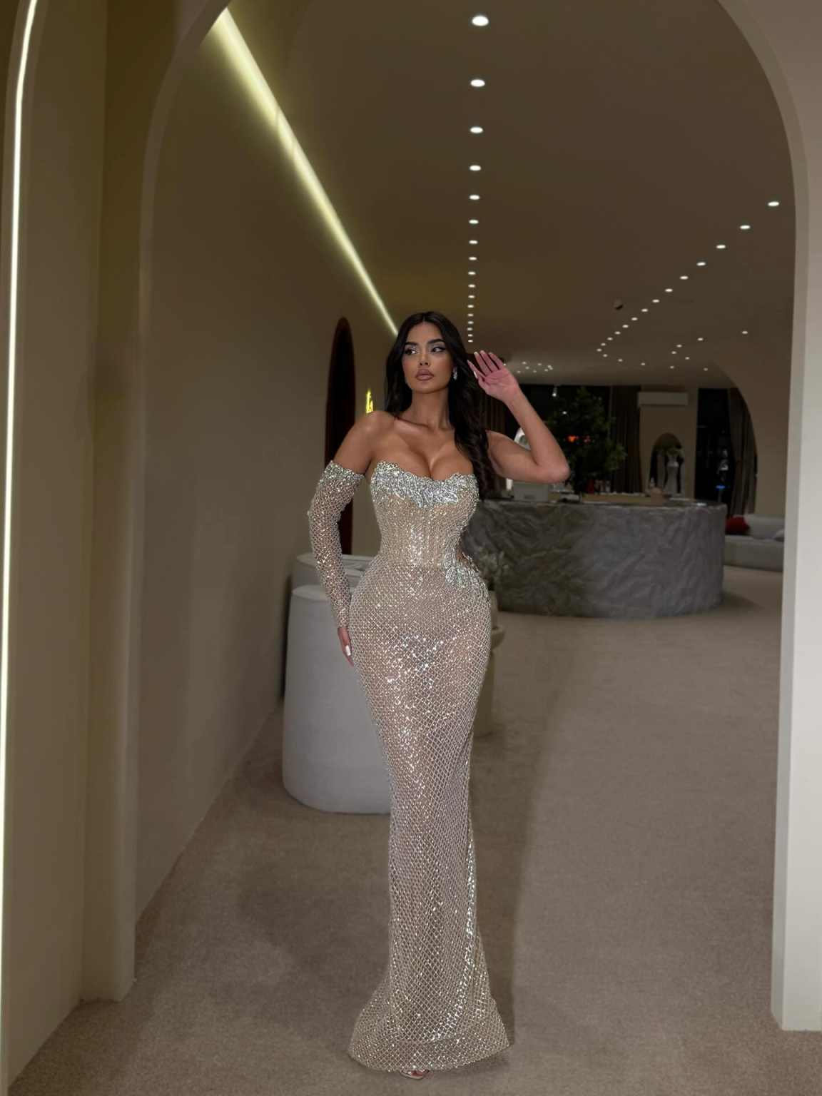 Glitter Appliques Sleeveless Evening Dresses Customized Sexy Sequined Beaded Lace Prom Dress Floor Length Party Gown