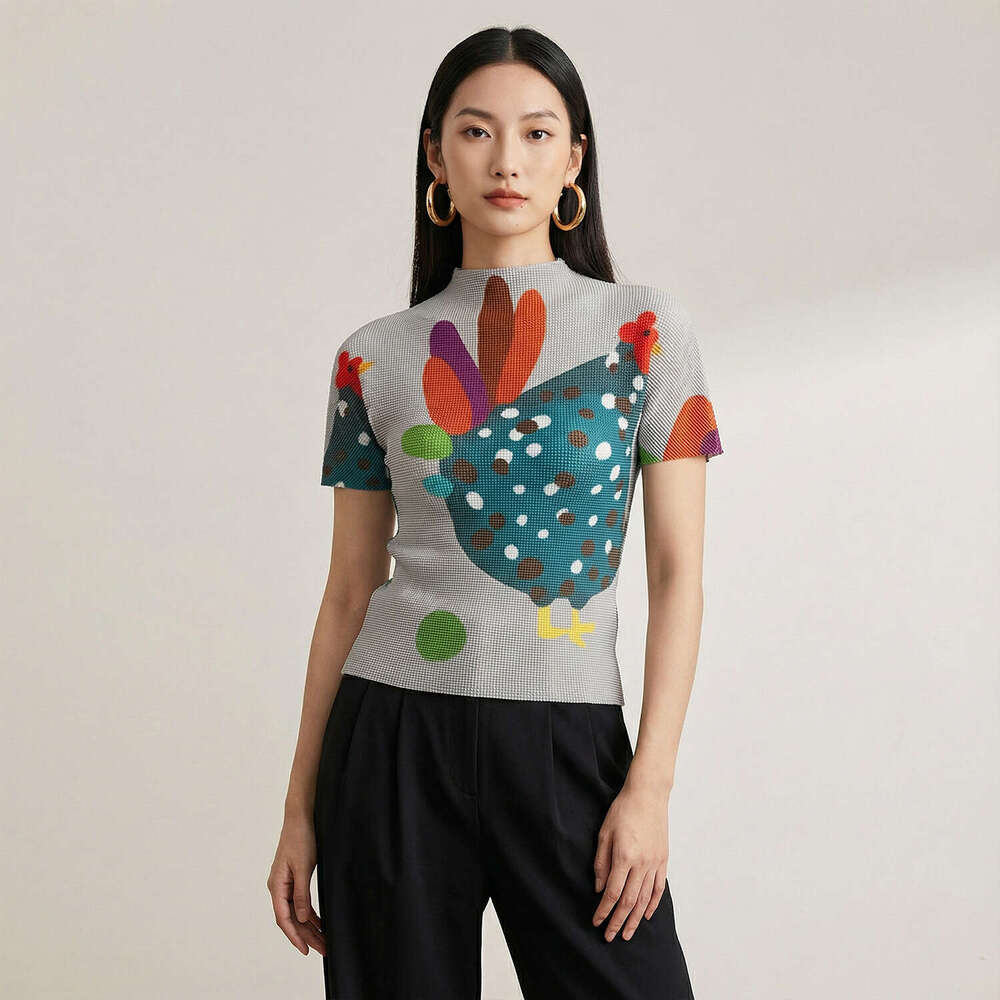 Miyake printed top, new cartoon chick half-high collar short-sleeve T-shirt, slim-fit, elegant, Designer ruched base shirt