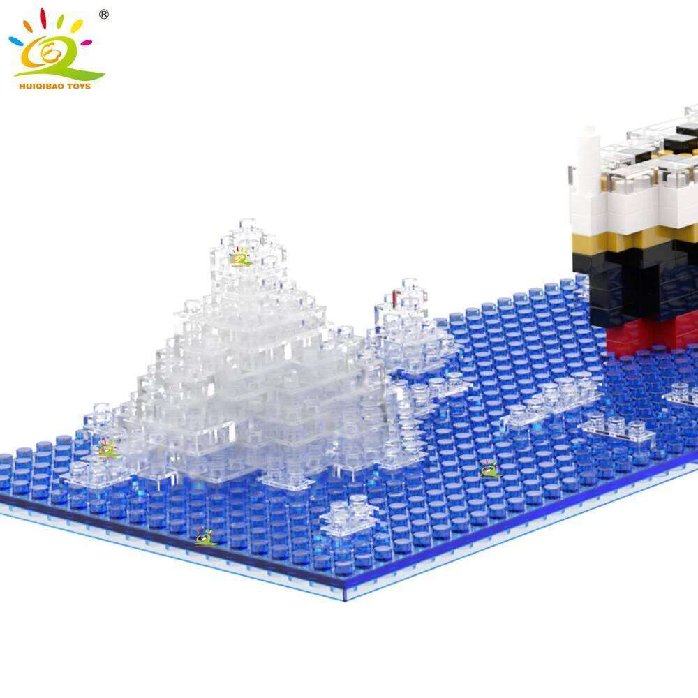 HUIQIBAO MOC Titanic Giant Ocean Iceberg Adventure Navigation Boat Small Particle Building Blocks Kid Micro Bricks Toy for Adult Z260306