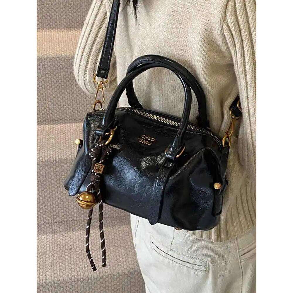 Textured PU Leather Small Handbags With Pendant Women Vintage Crossbody Bags Trendy Versatile Lady Shoulder Bag TIANOUDAISHU