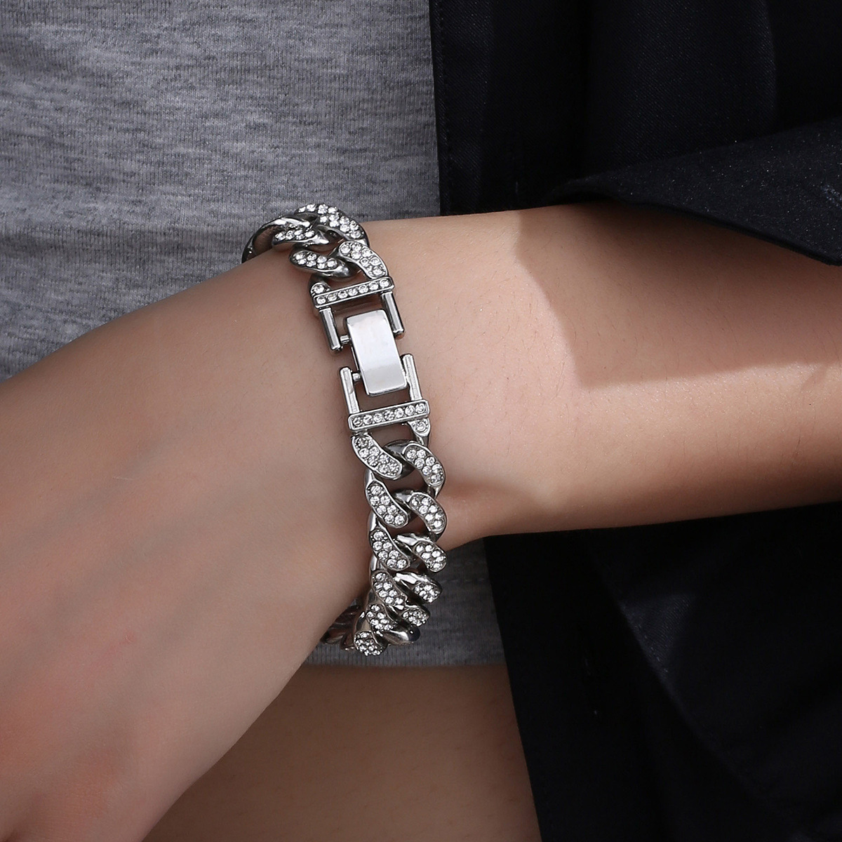 Bracelet Minimalist Fashion Full Diamond Cuban Bracelet Ins Style Hip Hop Trendy Personality Unisex Wholesale Titanium Steel Bracelet