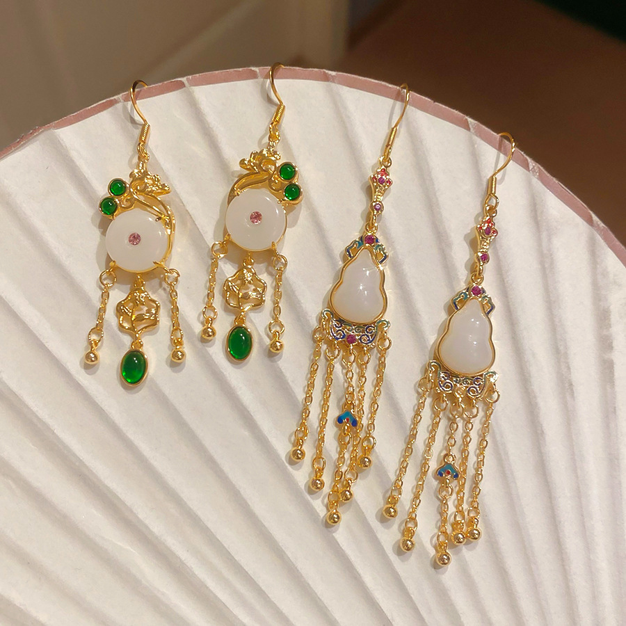 New Chinese-style geometric floral tassel with diamonds, light luxury high-end feel, fashionable and elegant earrings for women