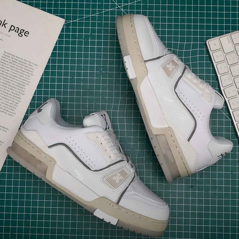 Free shipping Casual Shoes Fashionable breathable casual shoes lightweight and comfortable simple board shoes