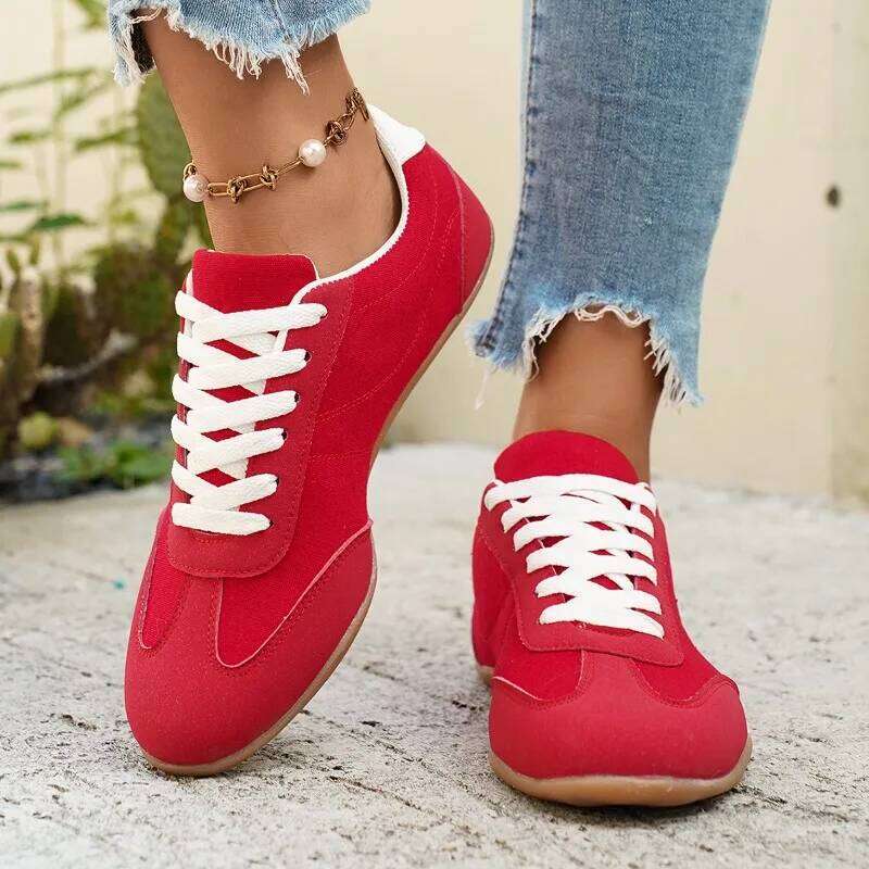 2026 new fashionable casual for women comfortable lace up sneakers simple solid color flat shoes