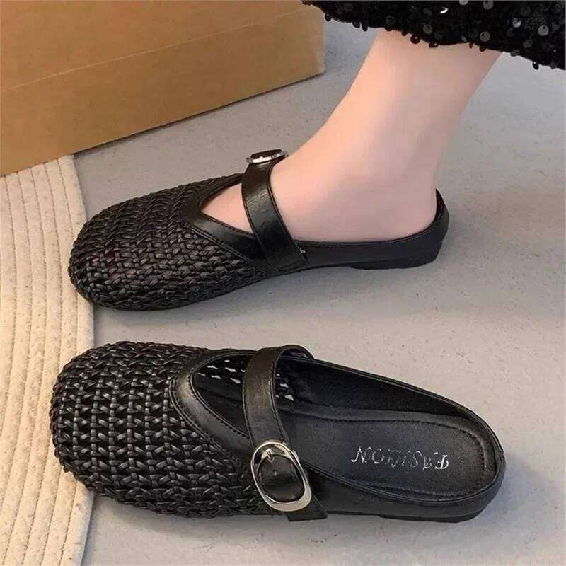 2025 New Baotou Half Slippers Mesh Hollow Breathable Comfortable Soft Bottom Women's Casual Sandals Woven Flat Shoes