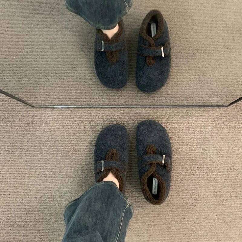 2025 Winter New Women's Retro Buckle Warm Flats Loafers Fuzzy Comfort Casual Shoes