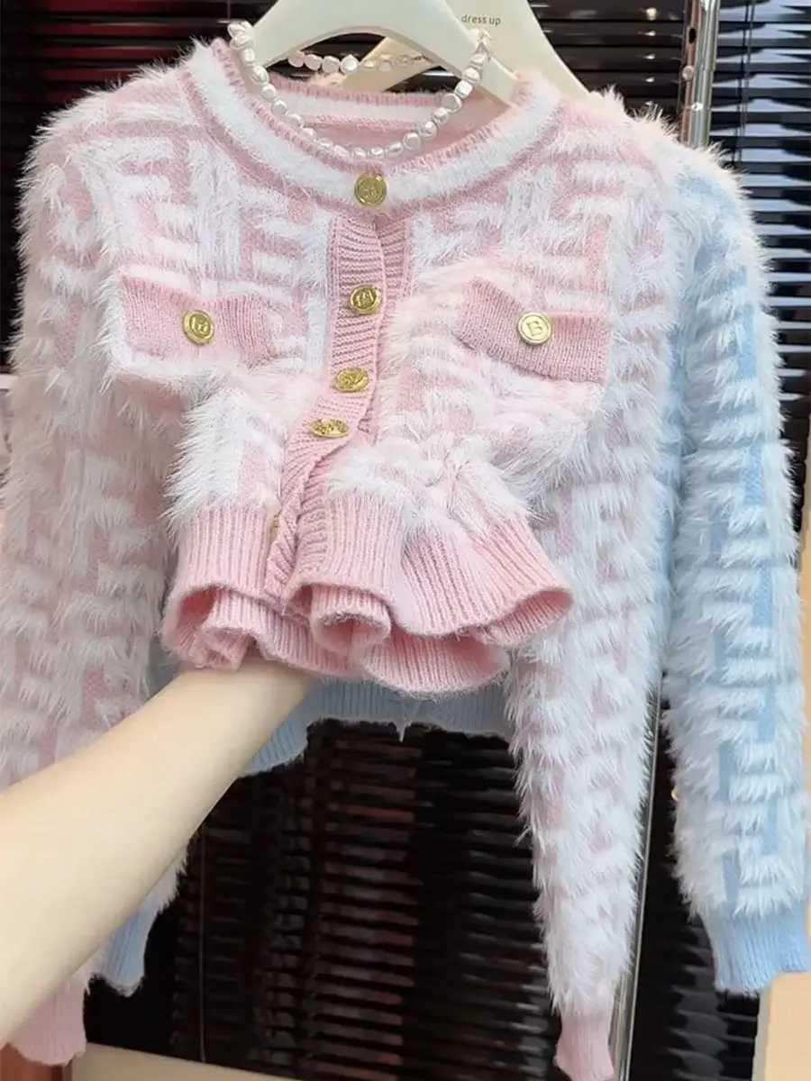 Xiaoxiangfeng Knitted Sweater Womens Autumn/Winter Korean Edition New Long Sleeve Knitted Sweater Trendy M260306