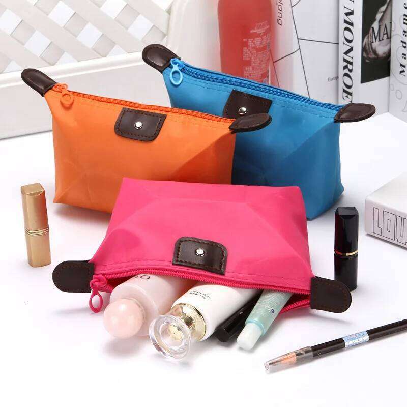 Korean Dumpling Cosmetic Bags Travel Handbag Portable Women Makeup Holder Toiletry Pouch Waterproof Candy Colored Beauty Purse C260304