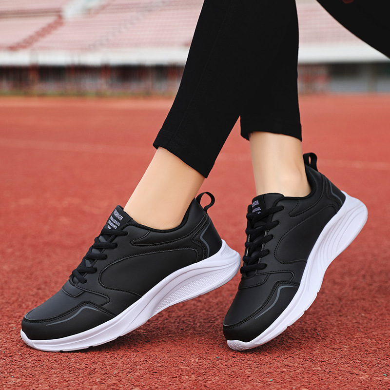 Autumn and winter leather outdoor running women's shoes, flat sports and leisure shoes, women's white shoes, oversized travel and driving sh