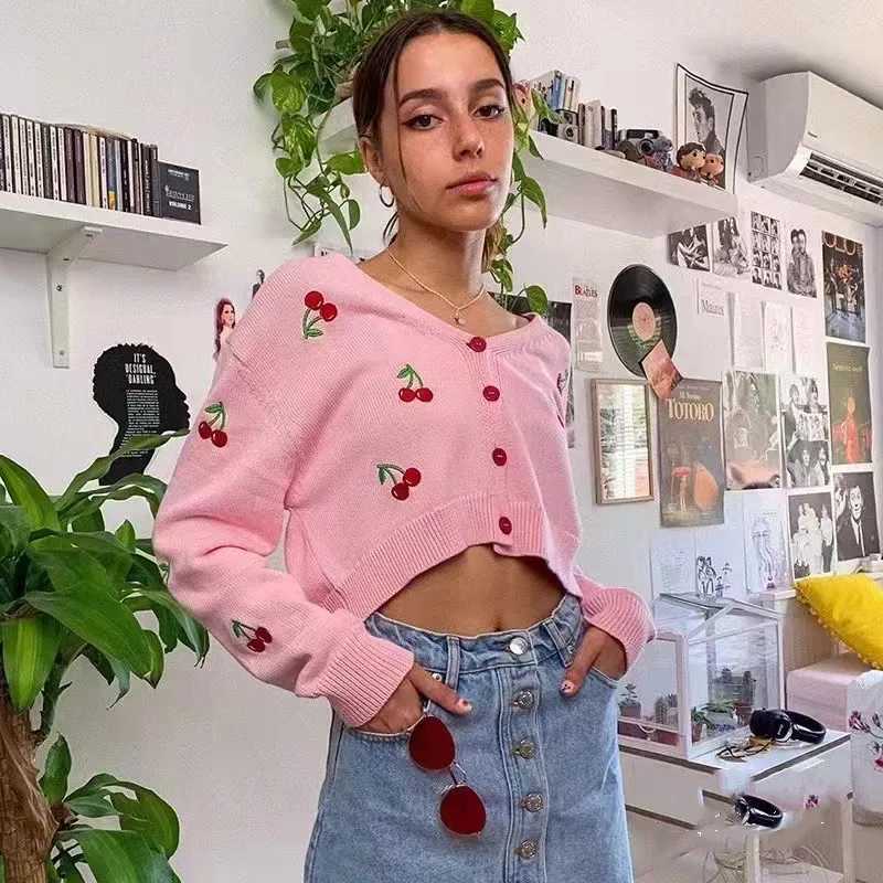 Lovely cherry heart pink short coat female spring and autumn new slimming long-sleeved sweater top M260306