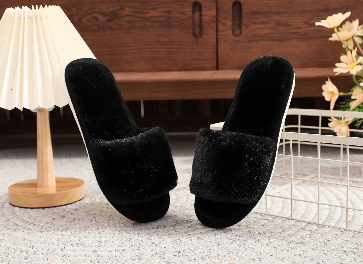 Winter Women Winter House Furry Slippers Non-Slip Casual Indoor Flats Floor Shoes Ladies Flip Flops Warm Shoes Solid Colors S260305