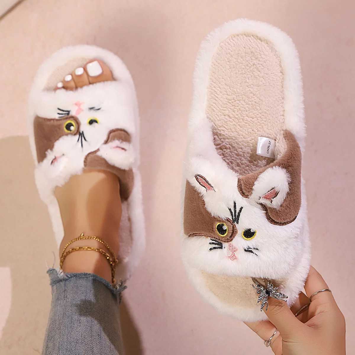 Women Indoor Fluffy Slippers Warm Faux Fur Open Toe Home Floor Shoes Cute Cat Style Plus Size Couples House Floor Slides S260305