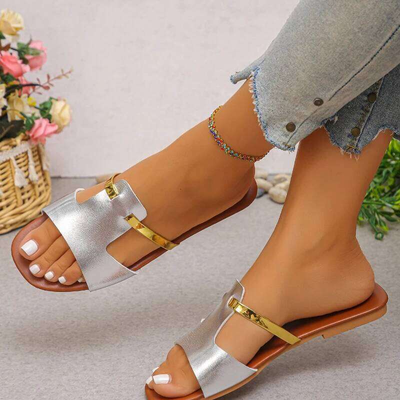 Summer 2025 Women's New Casual Simple Cool Dragging Outdoor Non slip and Wear resistant Flat Shoes