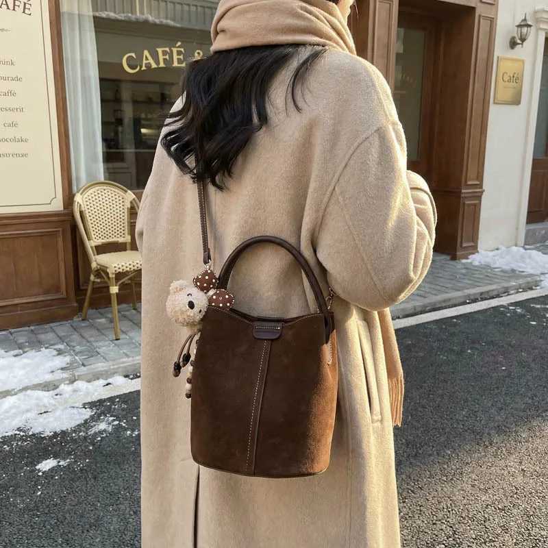 New Korean Style Simple Crossbody Bag Women Matte Shoulder Bag Comfortable and Versatile Texture Casual Handle Bucket Bag H260306